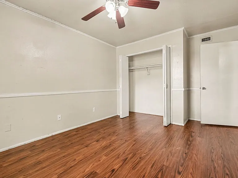 4237 Foliage Dr — Photo 25