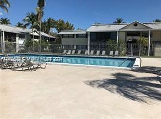 917 NE 199th St APT 108, Miami, FL 33179