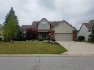 10818 Ashton Dr, Fort Wayne, IN
