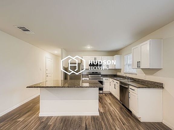5th image of 3874 San Rose Dr