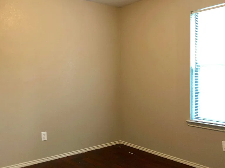 100 Leatherwood St — Photo 18