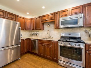 28 Manor Dr, Red Bank, NJ 07701