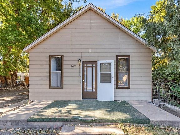 3rd image of 807 W 2nd St #17&18