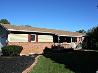 175 Maple Ln, Lebanon, PA 17042