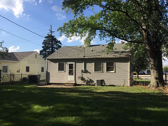 4th image of 3209 Underwood St