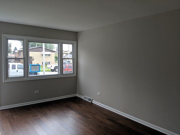 2nd image of 14136 S Marquette Ave