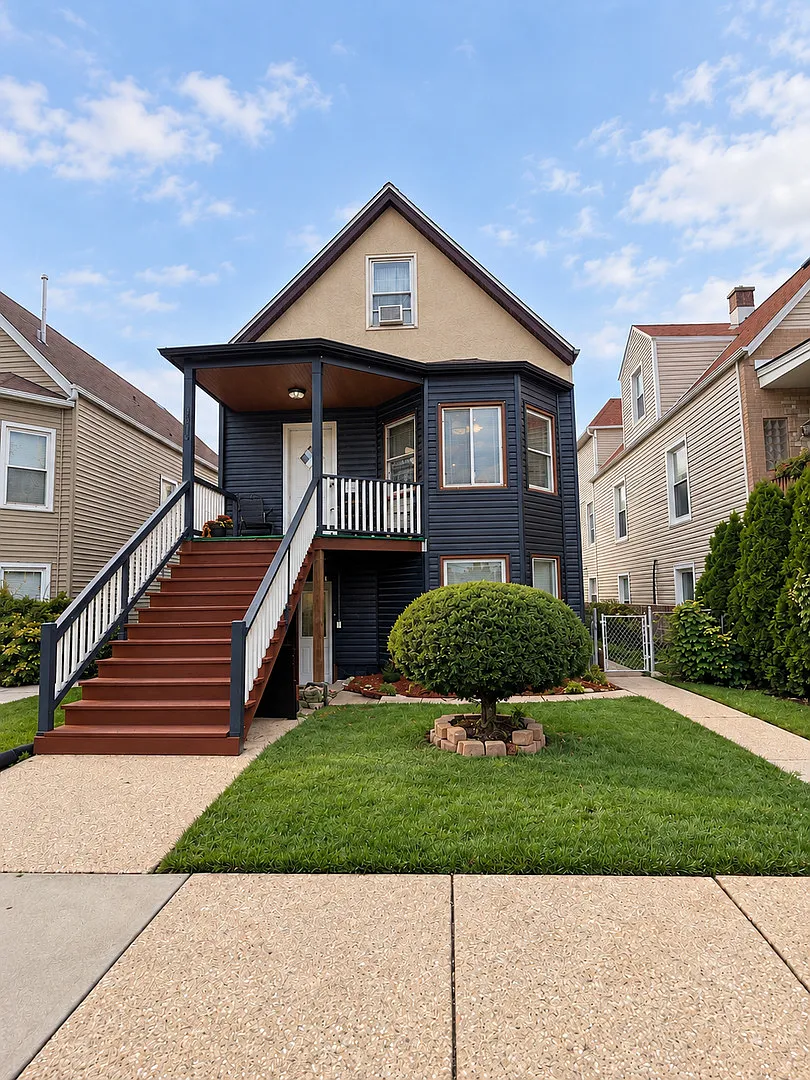 3 bed, 570 sqft, $1,900 — Photo 2