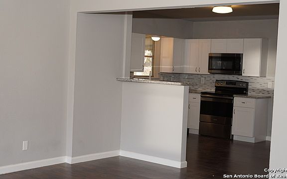 5th image of 2511 Monticello Ct