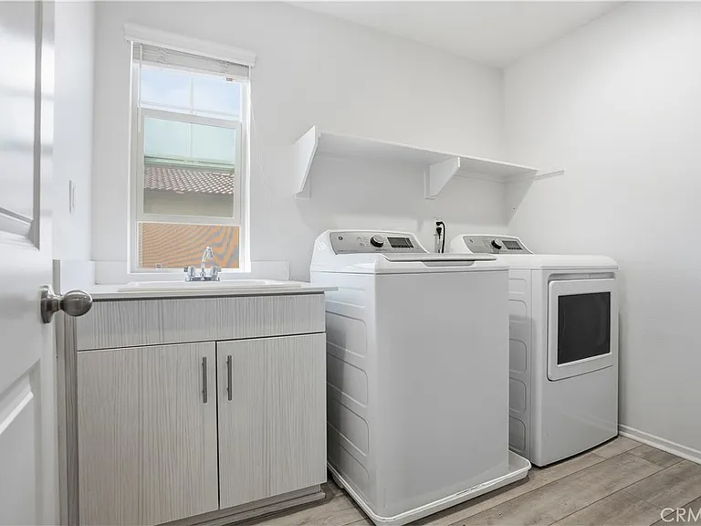 574 Feeder St — Photo 39