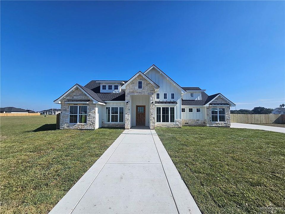 2nd image of 5386 Aaron Ln