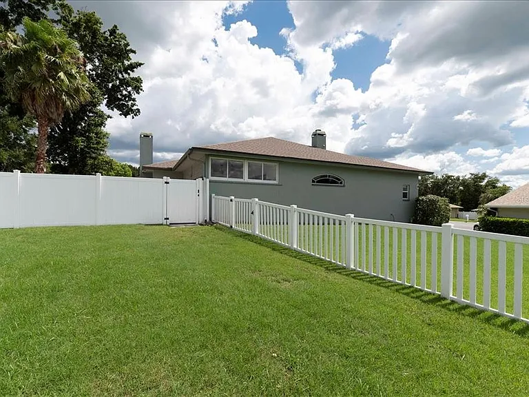 5845 Danterbury Ct — Photo 60