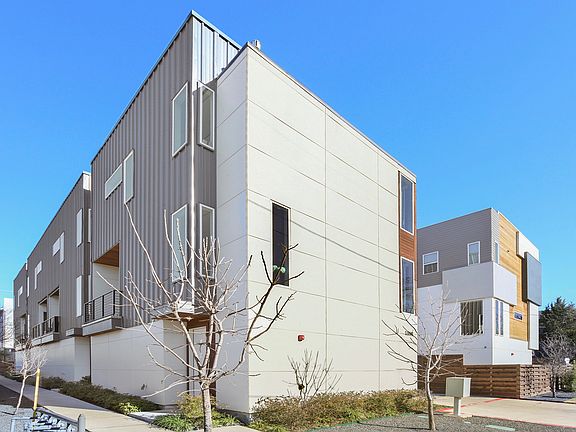 2nd image of 5705 Bryan Pkwy #30