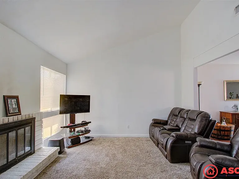 4412 San Miguel Way — Photo 3
