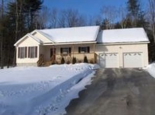 32 Hinkley St, Lisbon, ME 04252