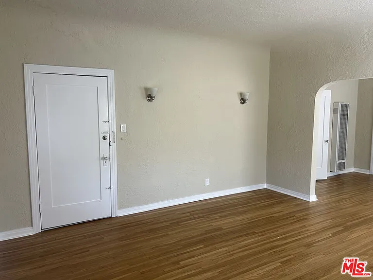 3642 Mentone Ave #3644.5 — Photo 9