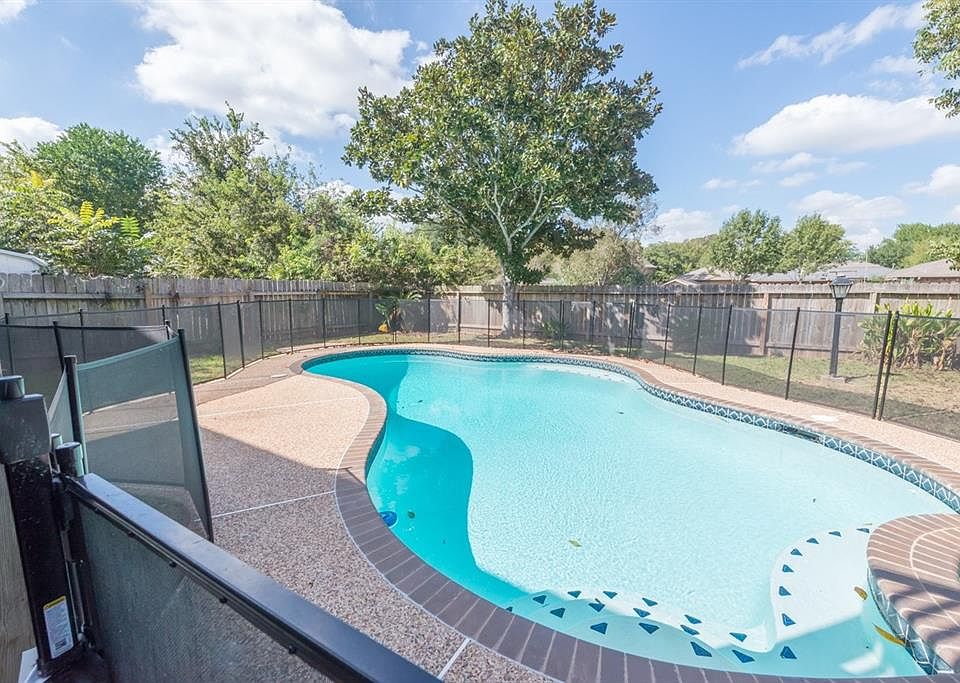 1st image of 2335 Willow Bend Dr