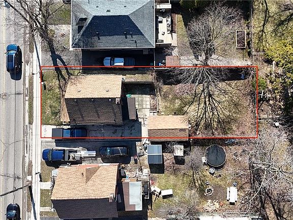 2nd image of 138 Glasgow St