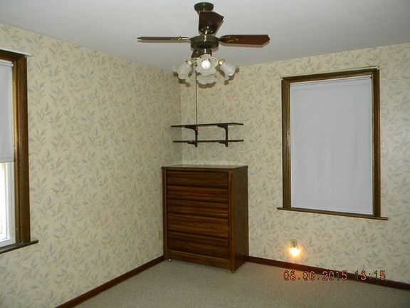 4th image of 4907 N Moody Ave