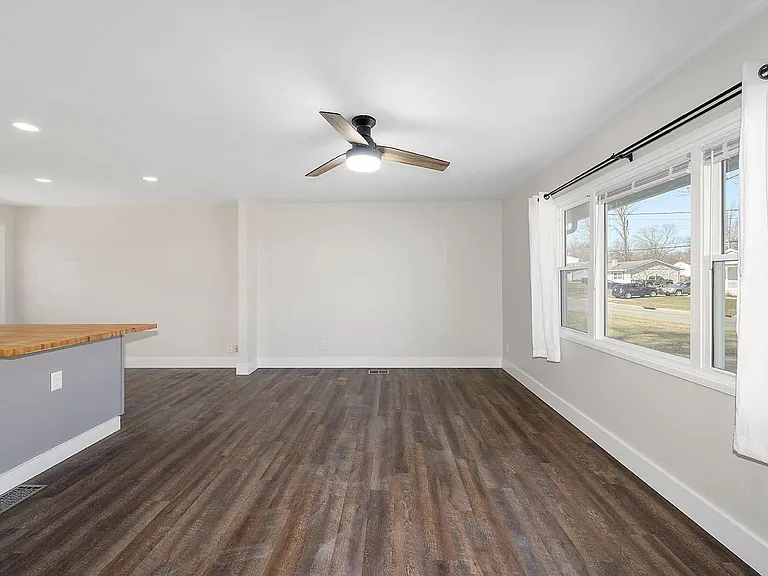 1117 Sunrise Dr — Photo 9