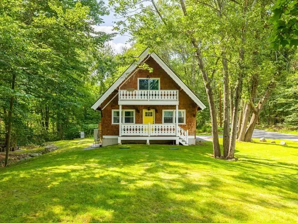 411 Leicester St, Auburn, MA 01501