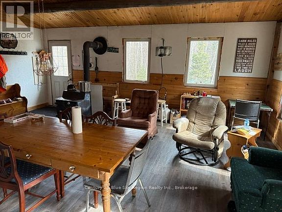 4th image of Janveau Rd