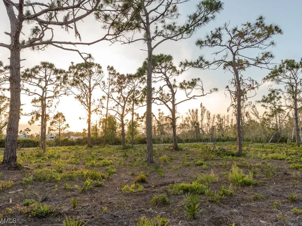 13830 Silverton Ln, Bokeelia, FL 33922