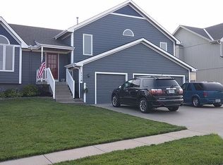 1110 Crimson Ln, Liberty, MO 64068