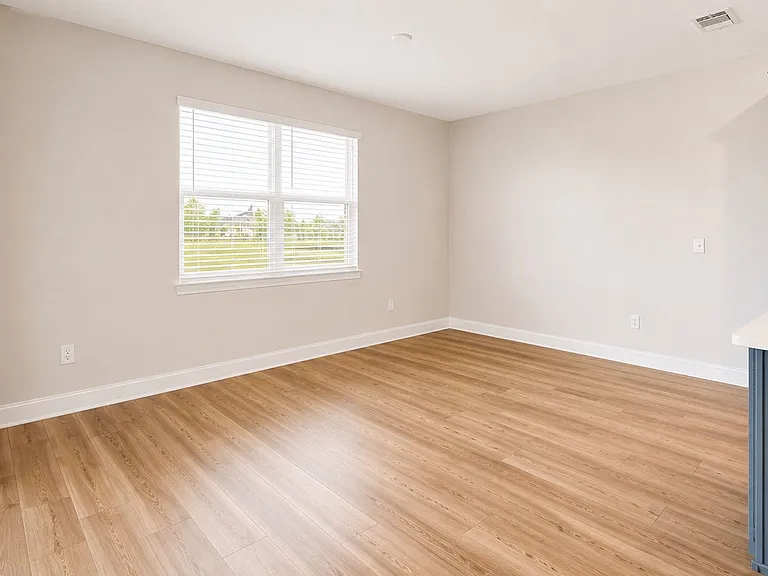 16628 Silver Brook Way — Photo 10
