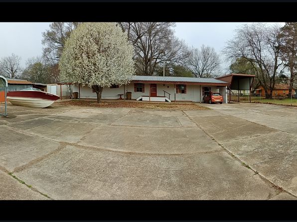(undisclosed Address)