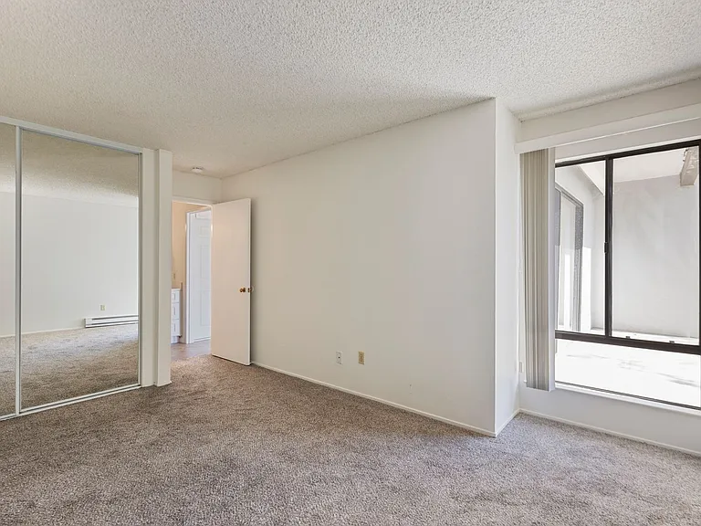 3 Admiral Dr #F263 — Photo 20