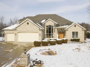 4206 Hammock Dr, Fort Wayne, IN 46818