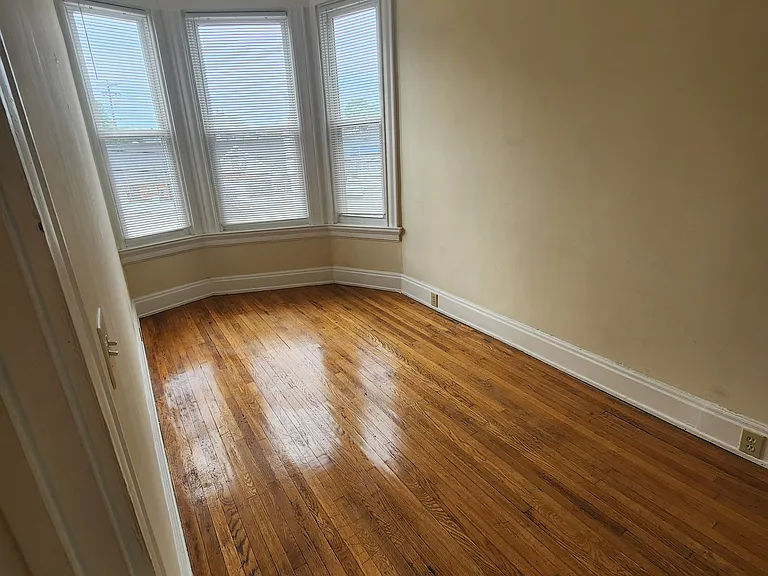 2104 Slane Ave #1 — Photo 6