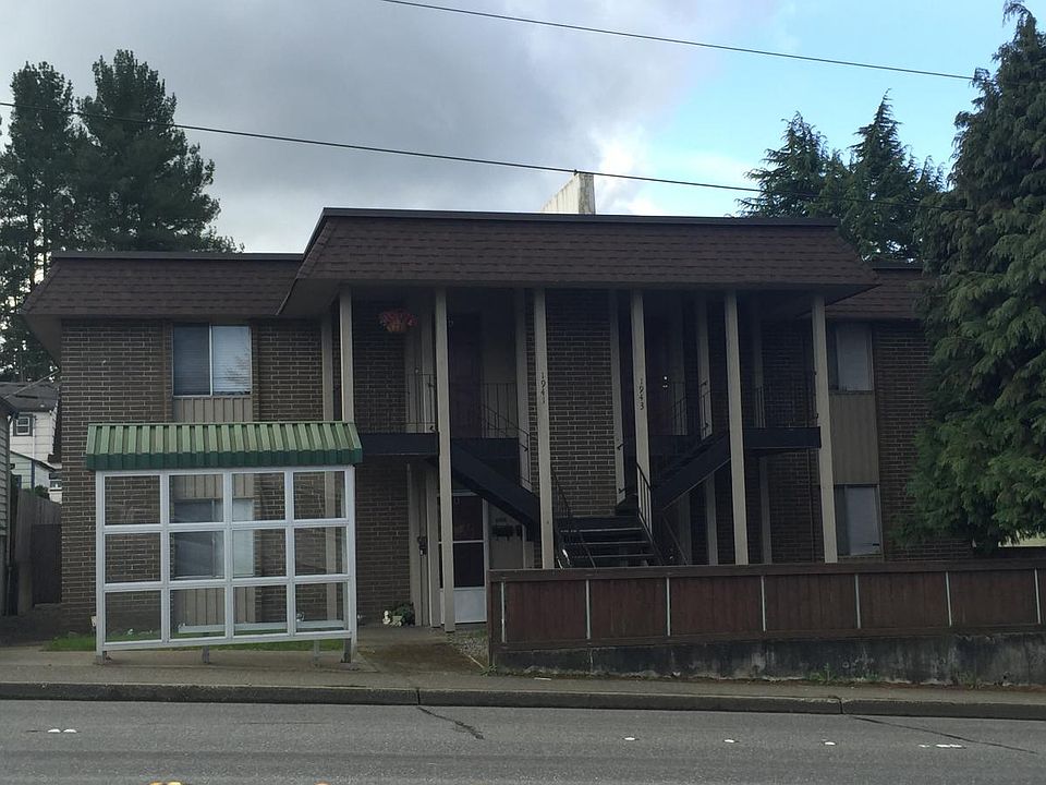 Exterior Street view
