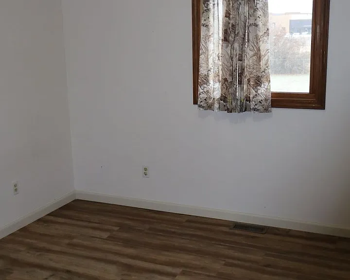202 Arbour Dr — Photo 14