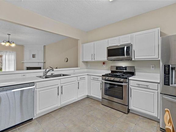5th image of 10900 Wittenridge Dr Lot E9