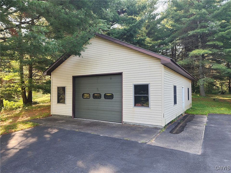 7738 Number 4 Rd, Lowville, NY 13367 | Zillow