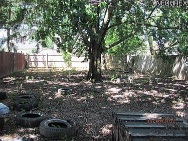 2nd image of 3542 Clifton Ave