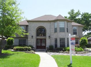 16113 Capri Dr, Jersey Village, TX 77040