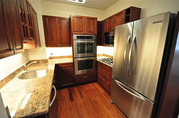 Rented by Mark David | media 10