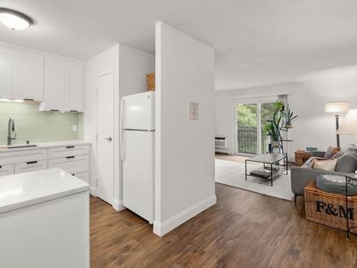 3 Chapel Hill Dr APT 6, Plymouth, MA, 02360