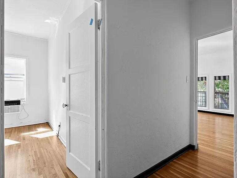 314 N Orange Grove Ave #106 — Photo 20