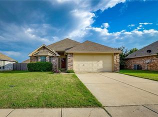305 Magnolia St, Anna, TX 75409
