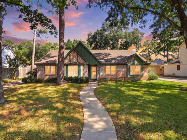 8126 Middlebury Ln, Houston, TX 77070