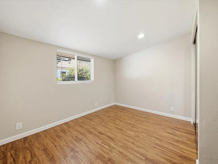 3153 2nd Ave — Photo 14
