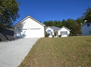 847 Kendall Park Dr, Winder, GA 30680