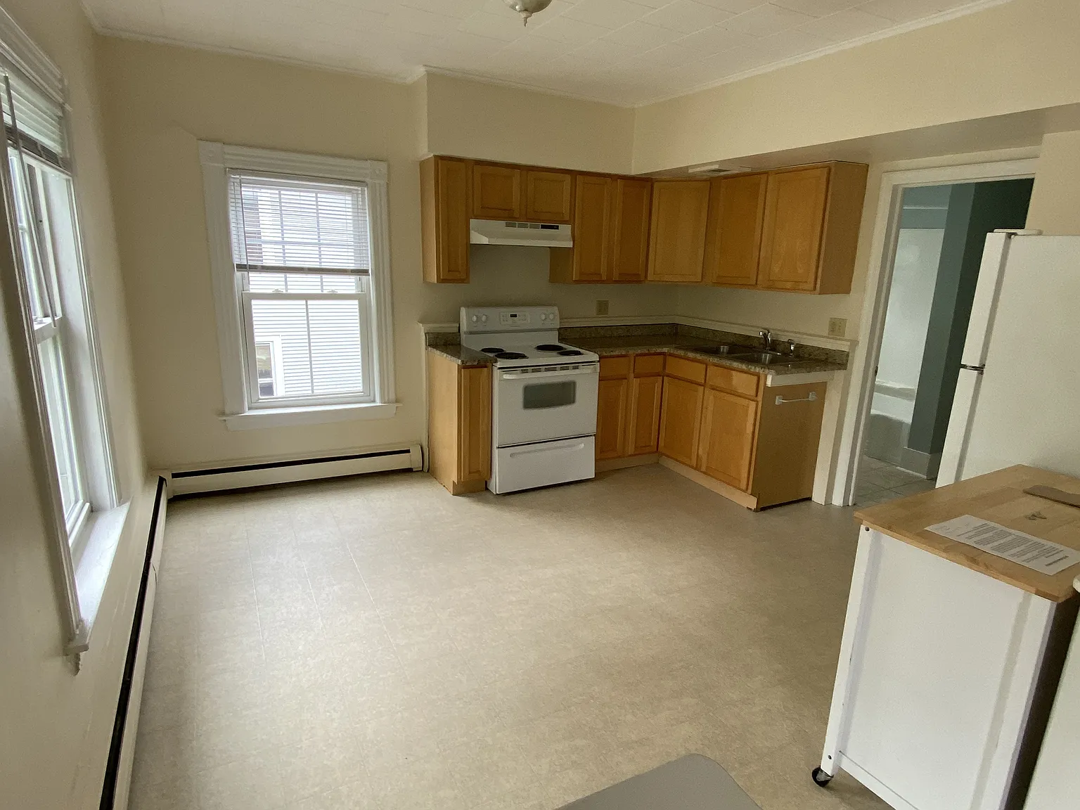 4 bed, $4,900 — Photo 2