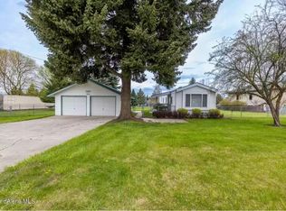 7927 N 4th St, Dalton Gardens, ID 83815