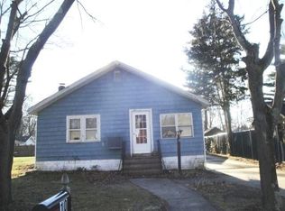 10 Penn St, Lake Grove, NY