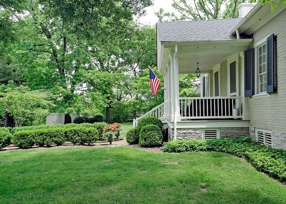 1st image of 2780 Troy Pike