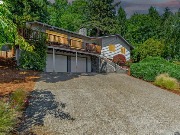 3600 Edgewood Dr, Vancouver, WA 98661